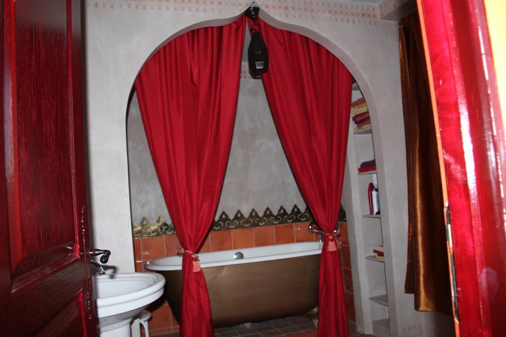 Chambres D'Hotes Manoir Du Buquet Онфлер Екстер'єр фото